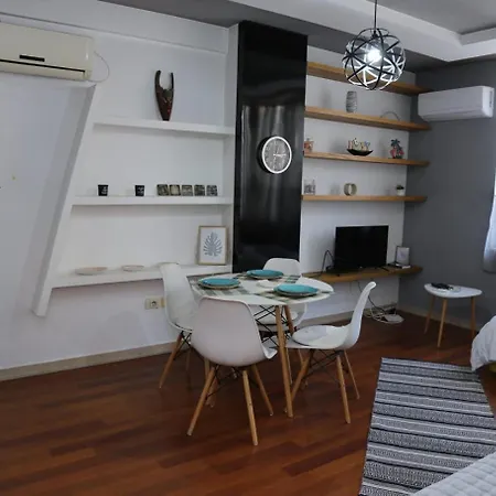 Apartment Ergi's Host Tirana