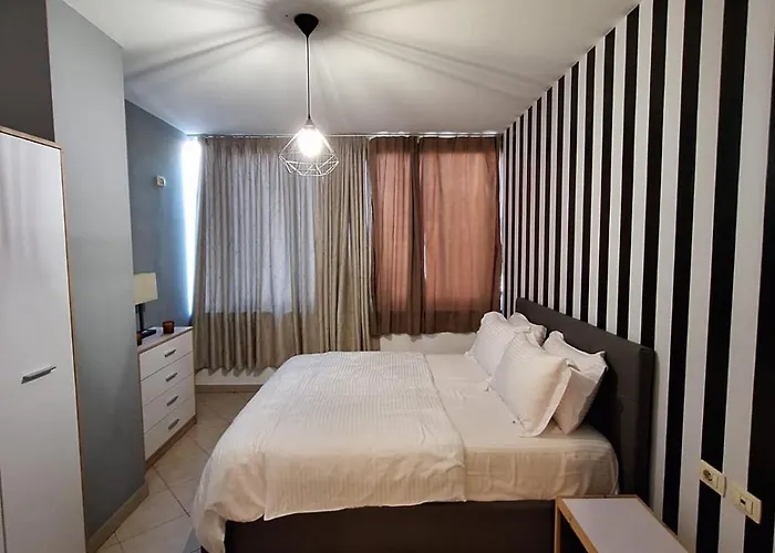 Apartment Ergi's Host