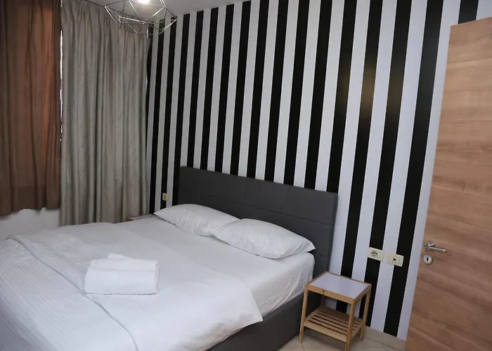 Apartment Ergi's Host *